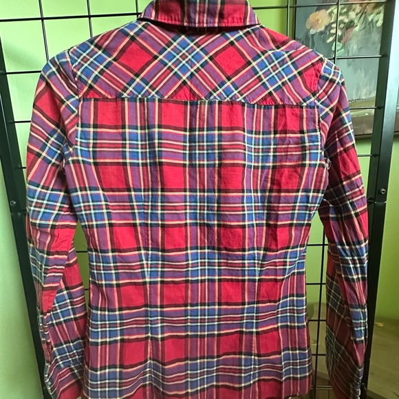 🌟J CREW🌟 Red Plaid Button-Up Shirt - Picture 3 of 4